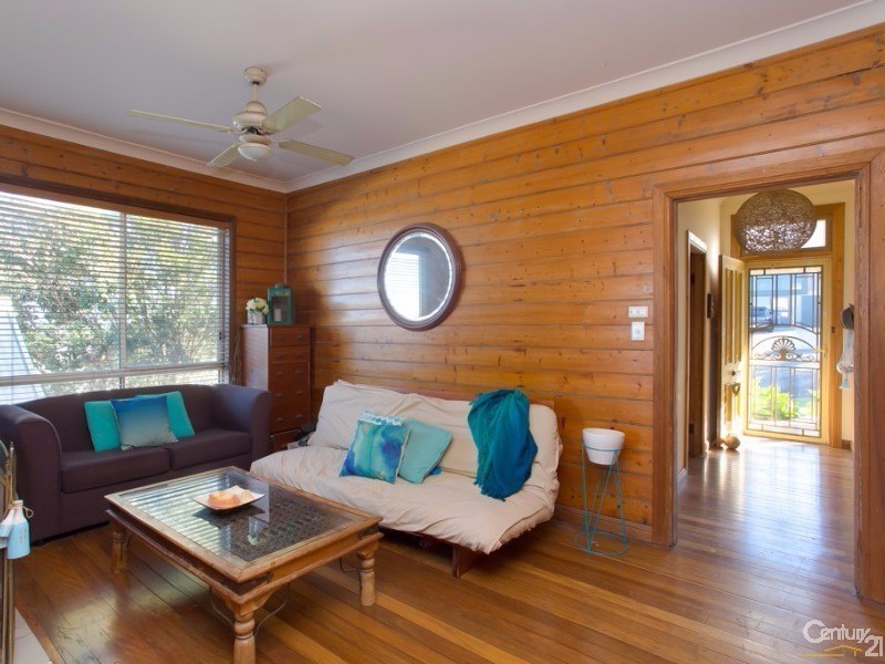 40 Railway Street, Dudley NSW 2290