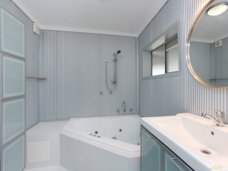 14 Carlton Street, Newcastle NSW 2300