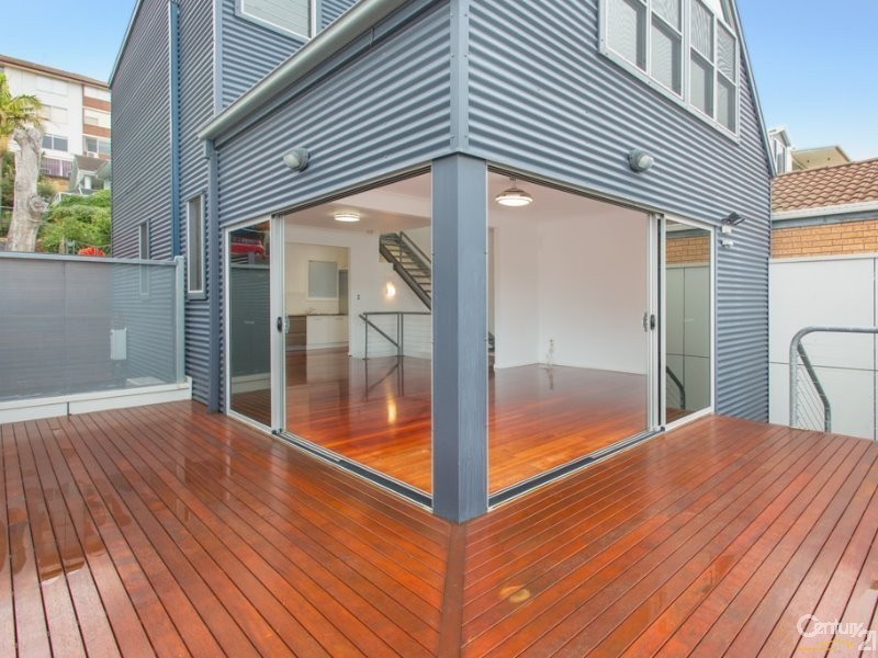 14 Carlton Street, Newcastle NSW 2300