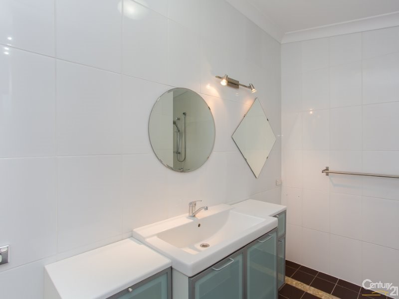 14 Carlton Street, Newcastle NSW 2300