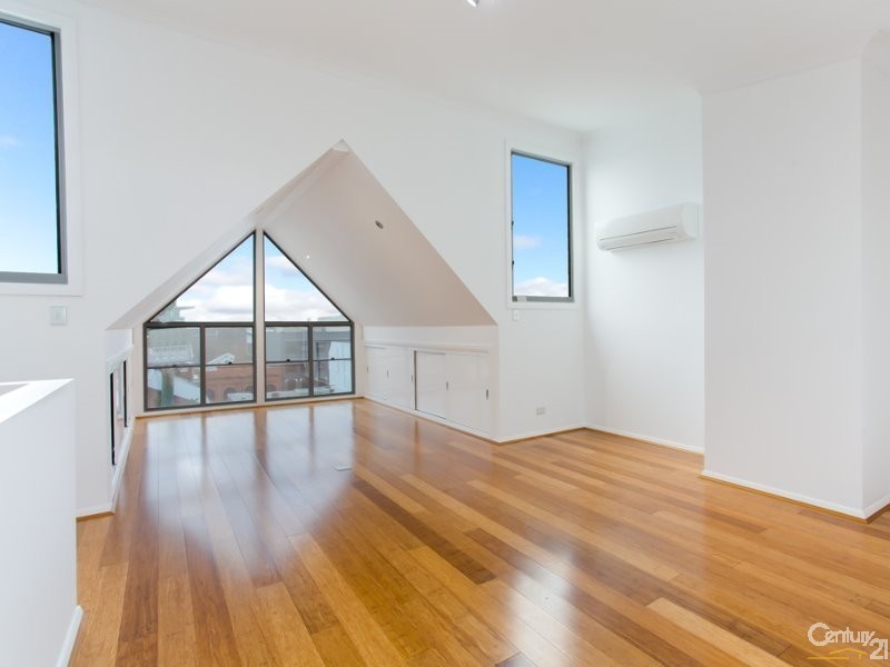 14 Carlton Street, Newcastle NSW 2300