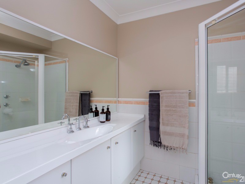 14 Equidae Close, Eleebana NSW 2282