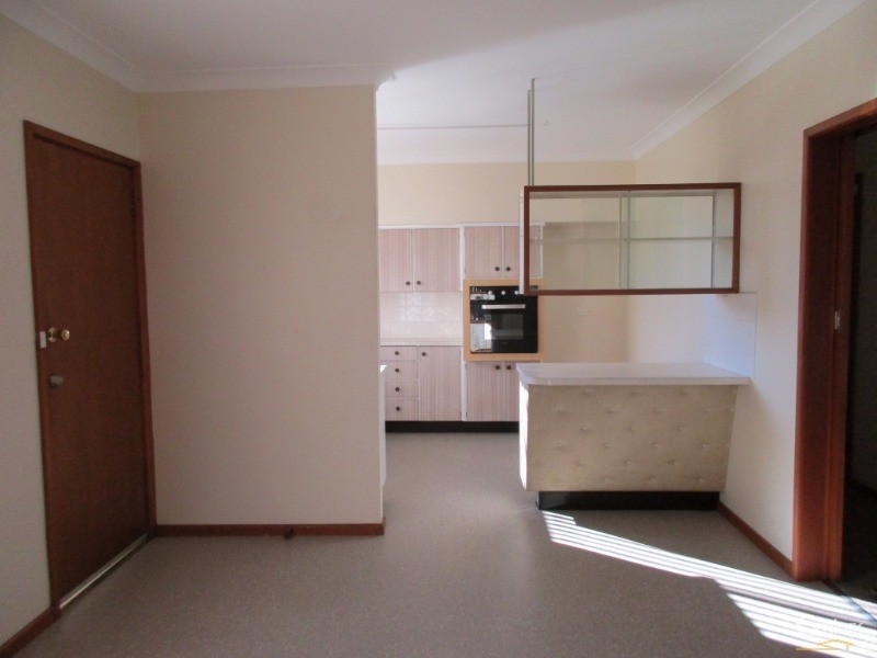 65 Cherry Road, Eleebana NSW 2282