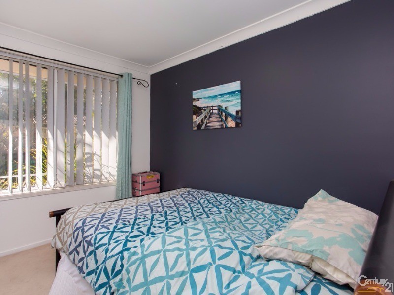 16 Damian Close, Charlestown NSW 2290