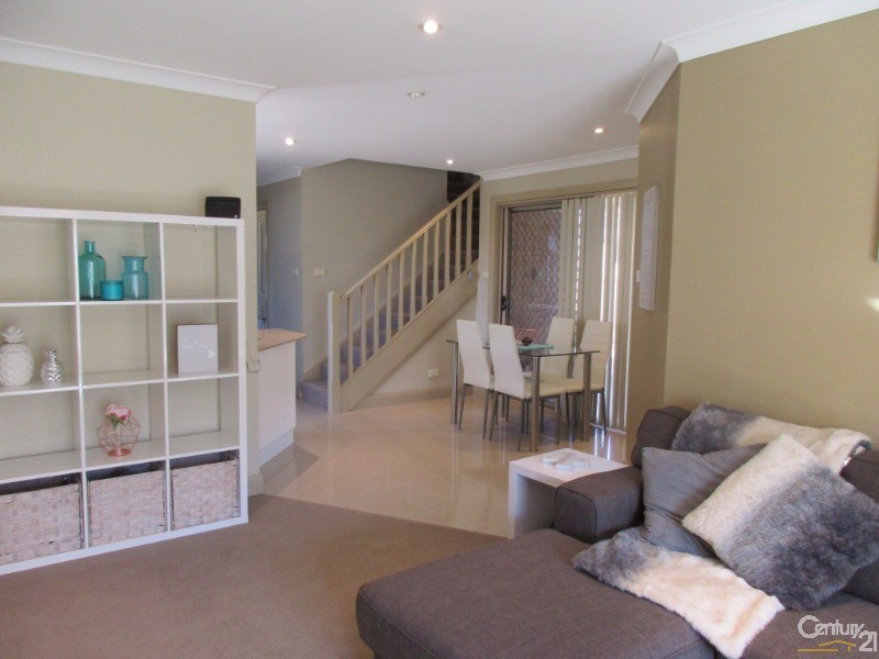 4/28 Calverton Crescent, Belmont North NSW 2280