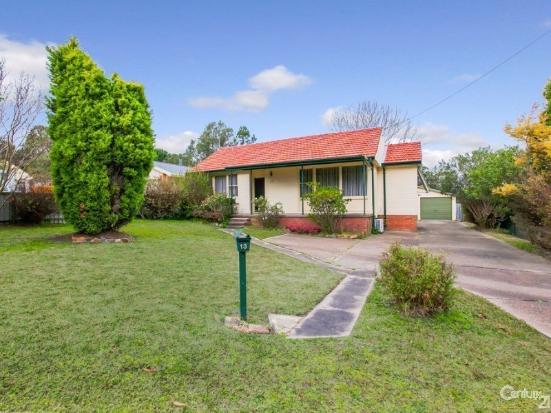 13 Dunkley Parade, Mount Hutton NSW 2290