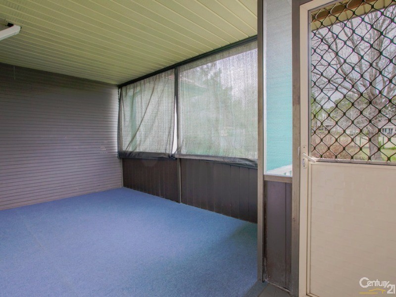 13 Dunkley Parade, Mount Hutton NSW 2290