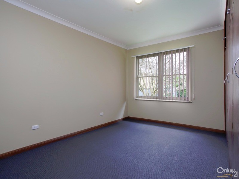 13 Dunkley Parade, Mount Hutton NSW 2290
