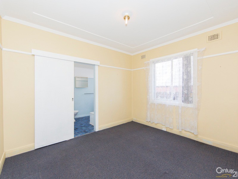 29 Beach Road, Redhead NSW 2290