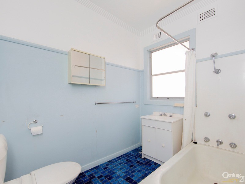 29 Beach Road, Redhead NSW 2290