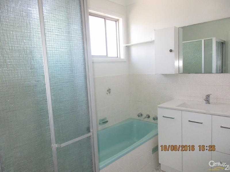 67 Old Belmont Road, Belmont North NSW 2280