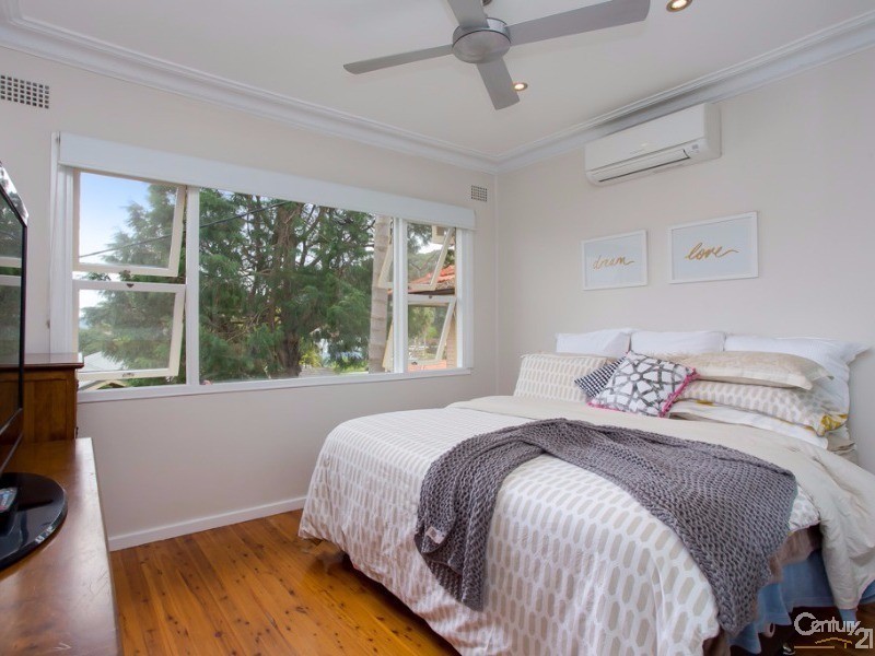 33 Coronation Street, Warners Bay NSW 2282