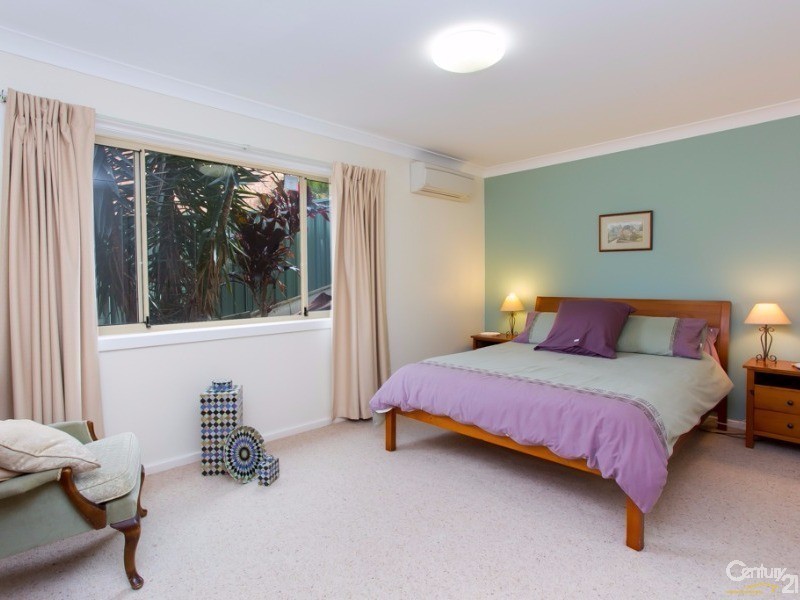 25 Robertson Road, Valentine NSW 2280