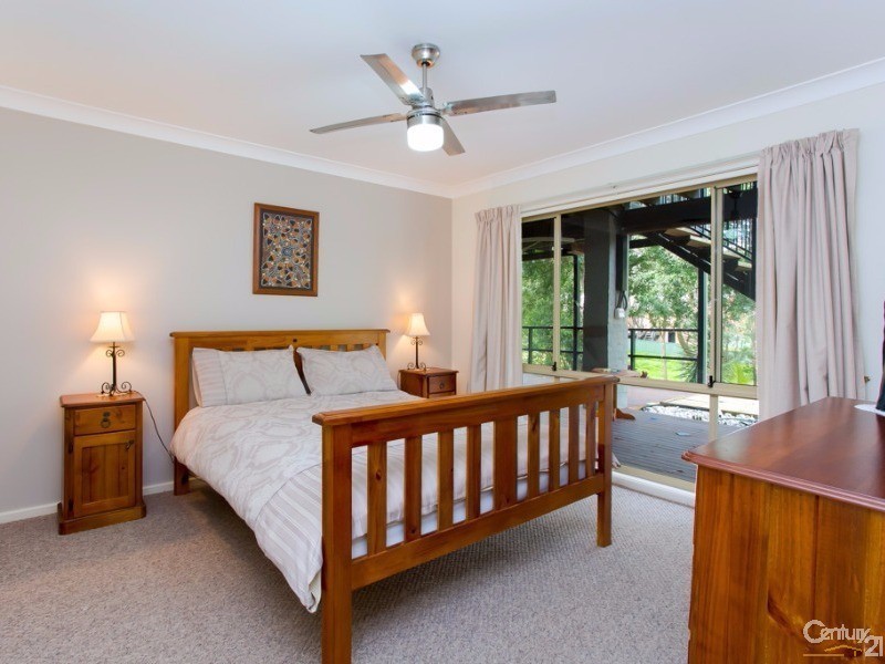 25 Robertson Road, Valentine NSW 2280