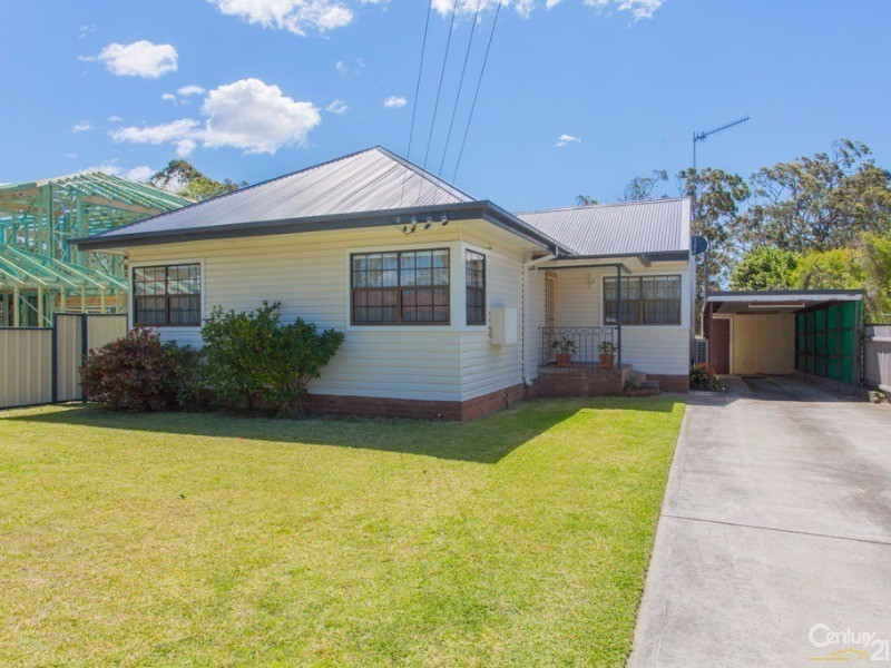 82 Rae Crescent, Kotara NSW 2289