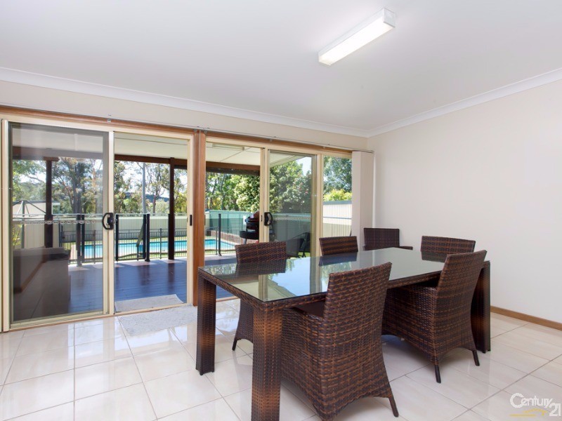 82 Rae Crescent, Kotara NSW 2289