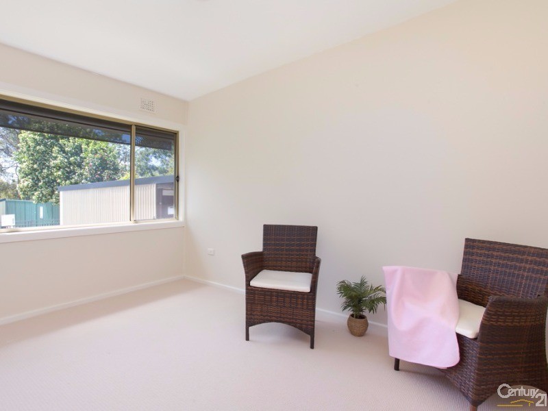 82 Rae Crescent, Kotara NSW 2289