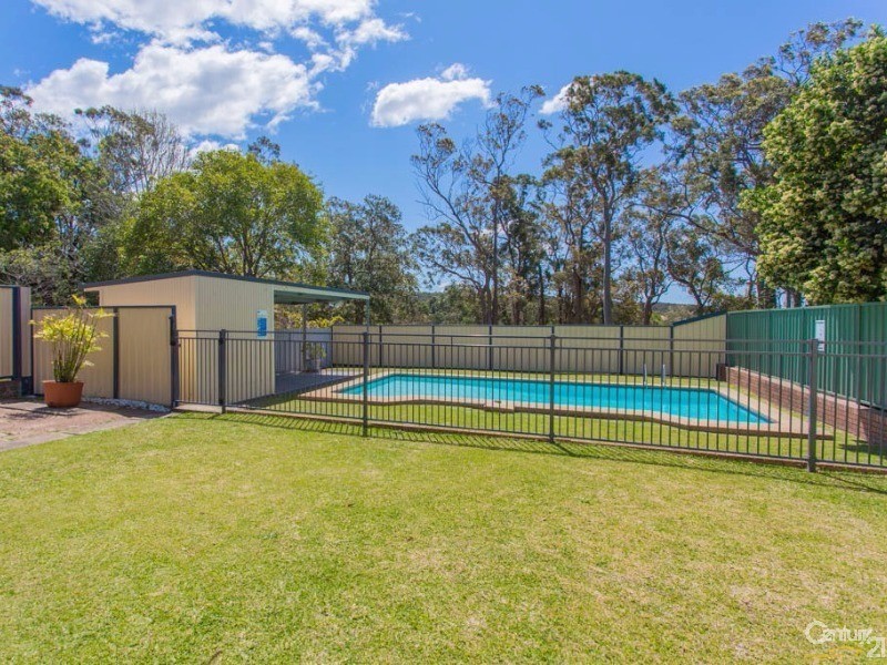 82 Rae Crescent, Kotara NSW 2289