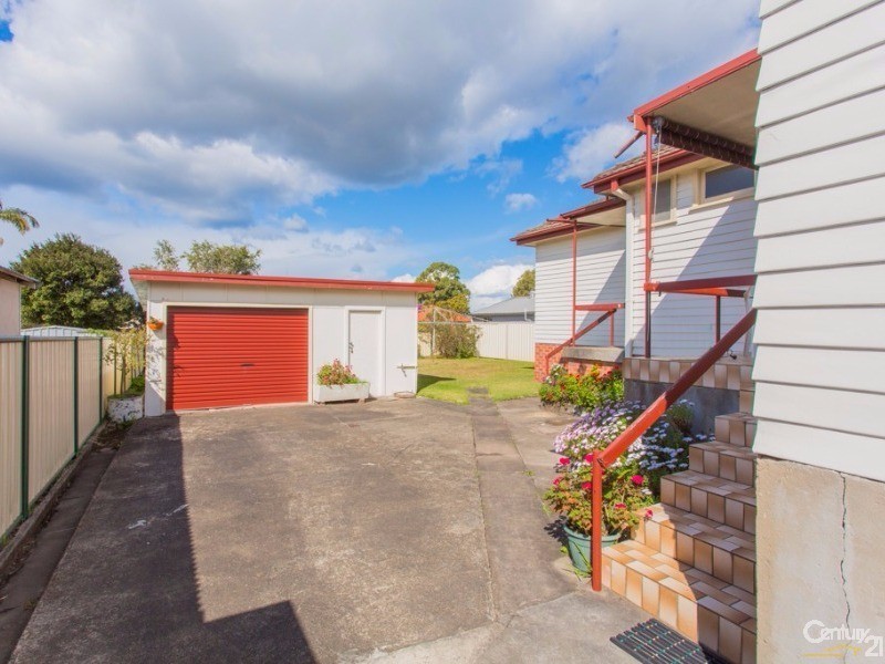 244 Warners Bay Road, Mount Hutton NSW 2290