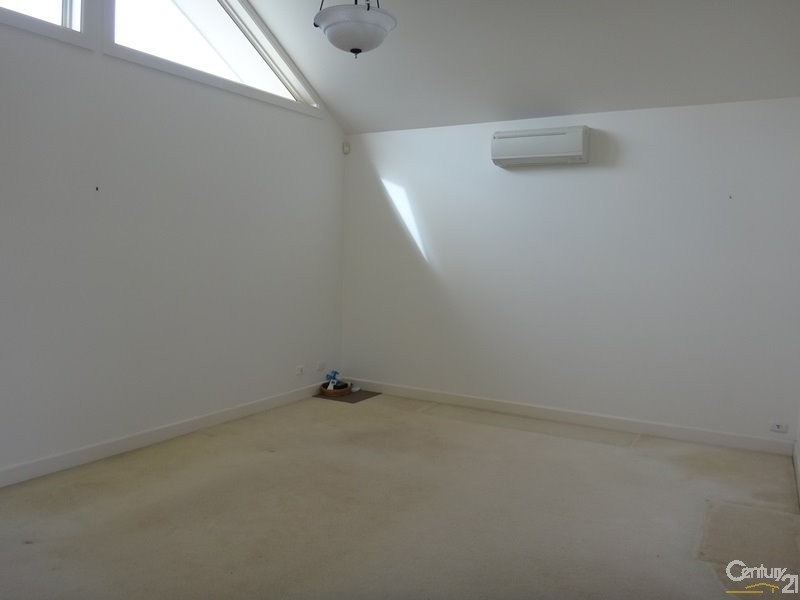 2 Mallawa Street, Blacksmiths NSW 2281