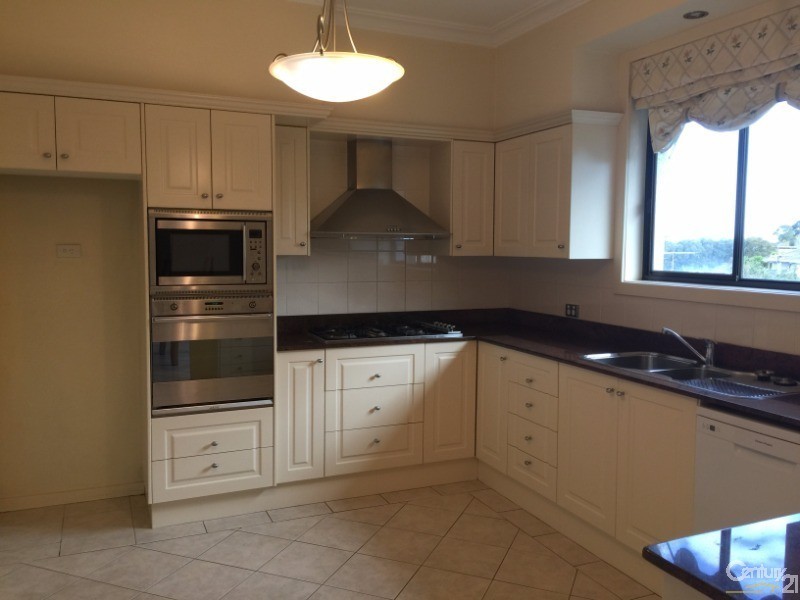 32 Roslyn Avenue, Charlestown NSW 2290