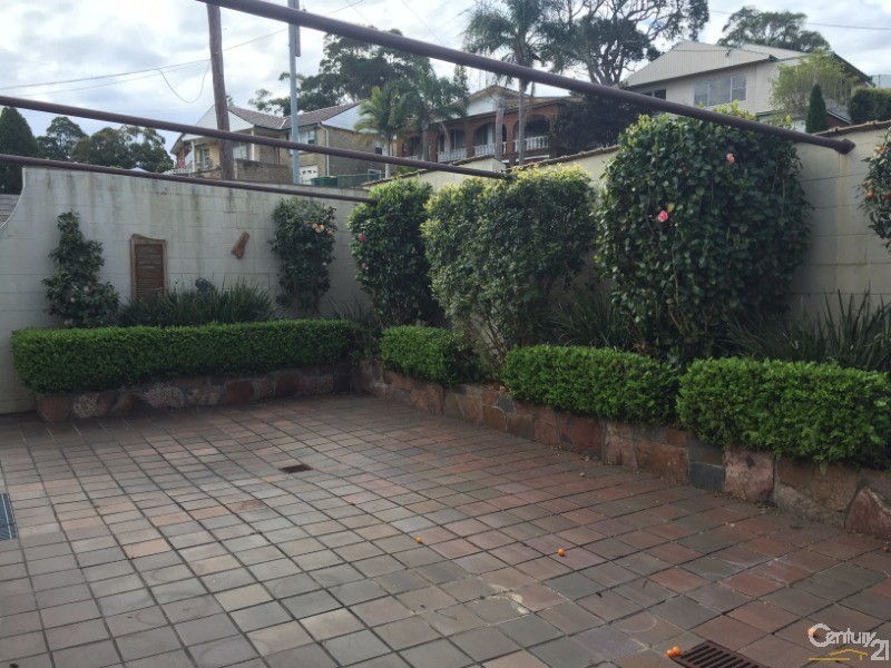 32 Roslyn Avenue, Charlestown NSW 2290