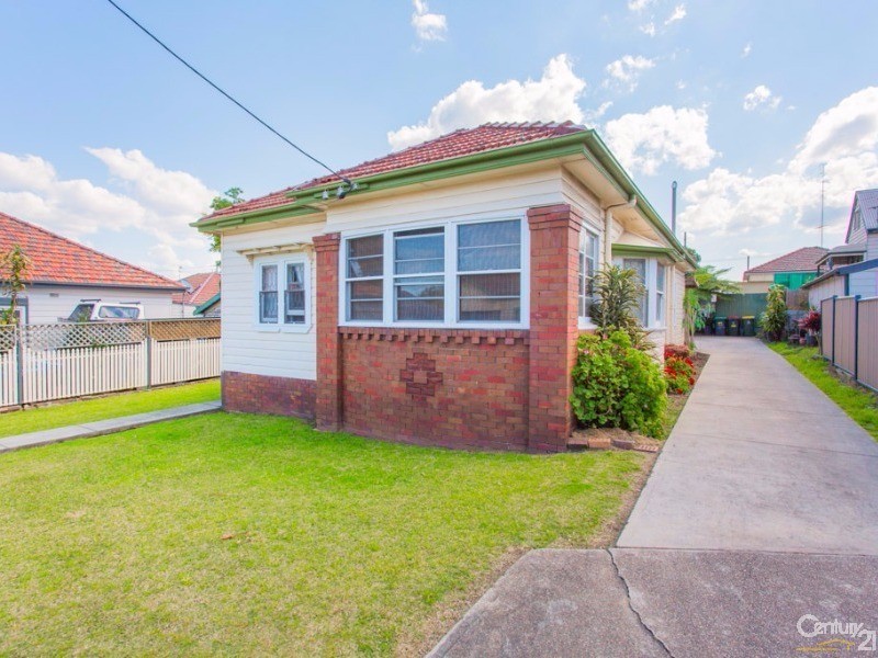 4 Section Street, Mayfield NSW 2304