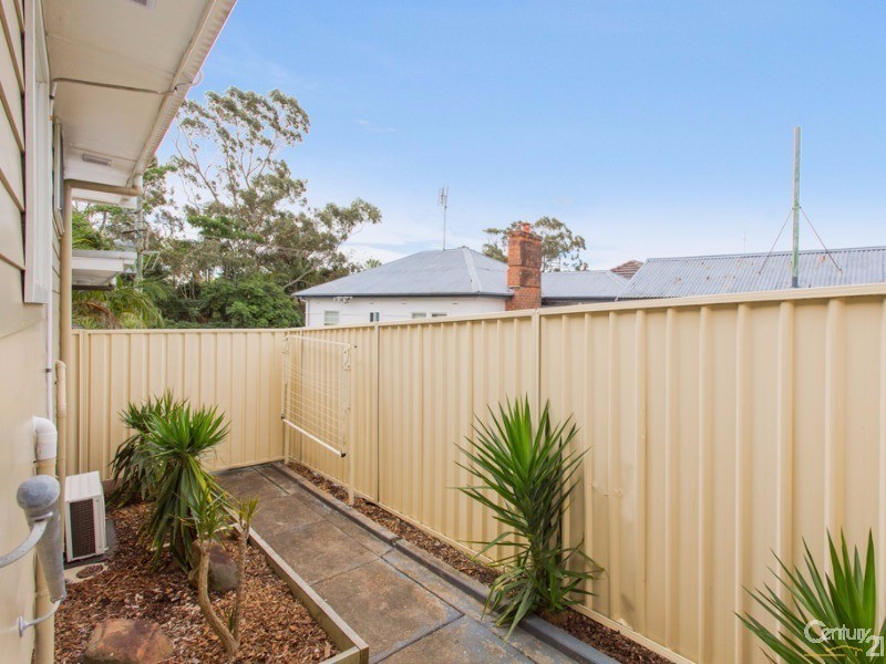 2/8 Tiral Street, Charlestown NSW 2290