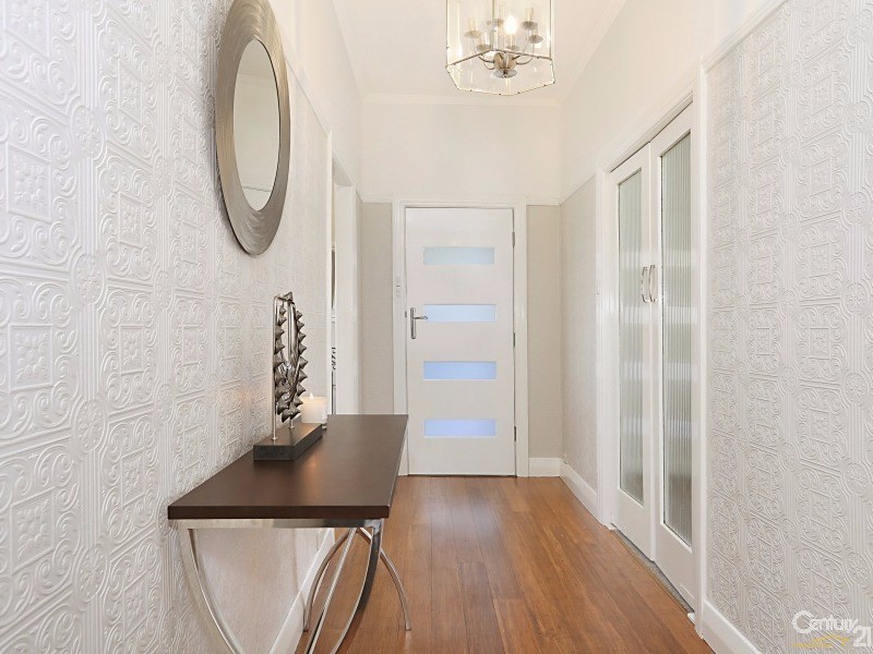 18 Murray Street, Adamstown Heights NSW 2289