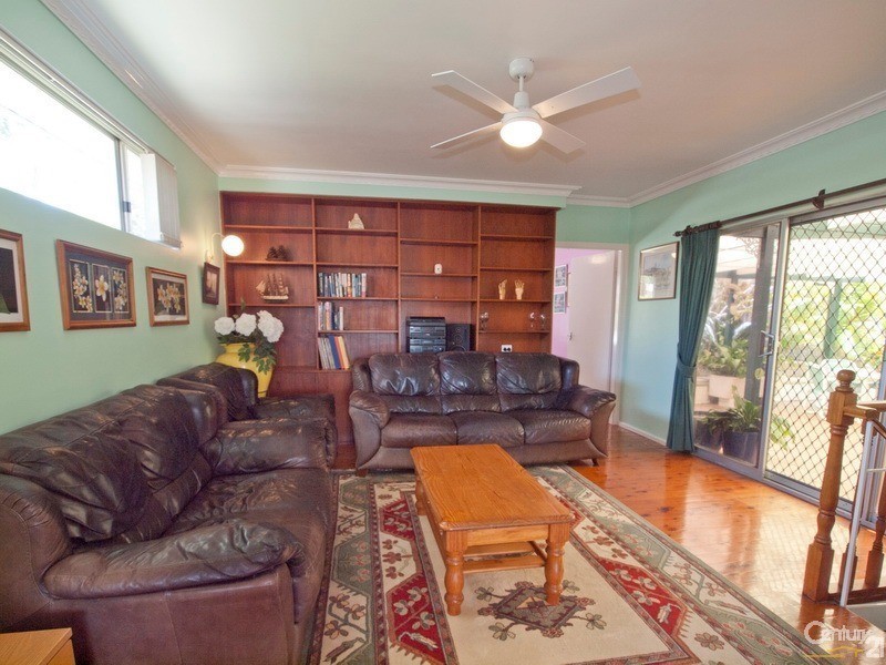 29 Collarena Crescent, Kahibah NSW 2290