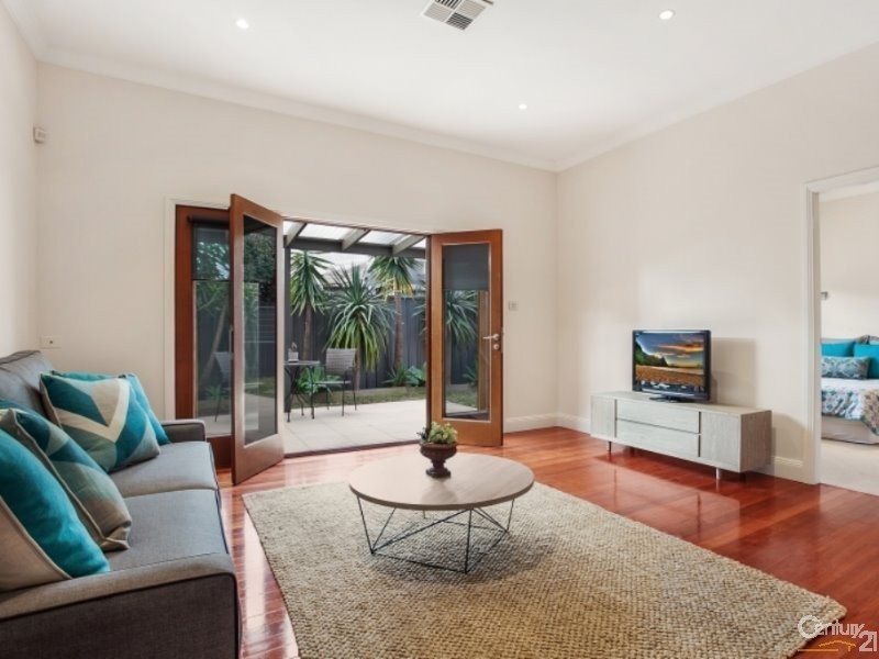 28 Gulliver Street, Hamilton NSW 2303