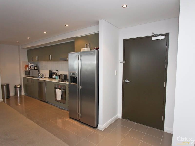 E501/18-20 Smart Street, Charlestown NSW 2290