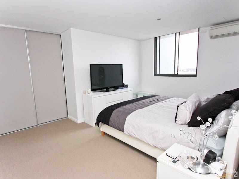 E501/18-20 Smart Street, Charlestown NSW 2290