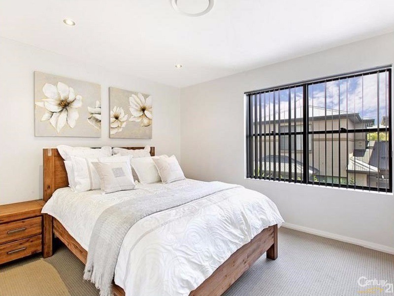 24/348 Pacific Highway, Belmont North NSW 2280