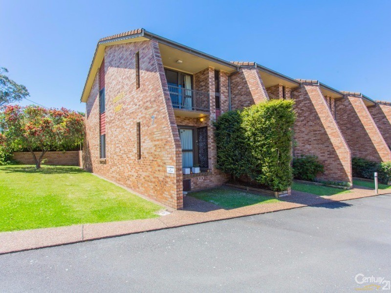1/7 Hutton Street, Charlestown NSW 2290