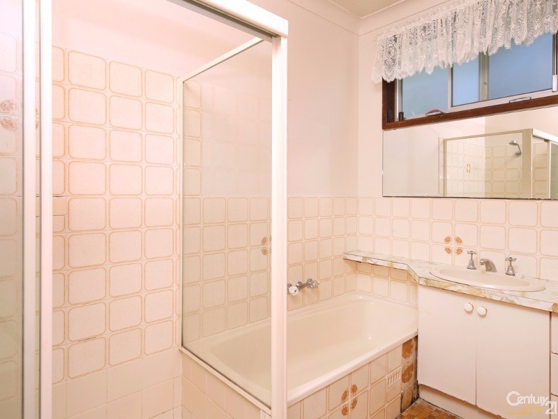 28 Kenley Crescent, Macquarie Hills NSW 2285