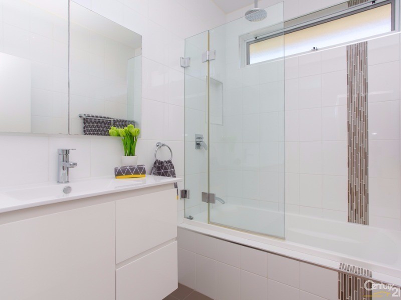 1 Eighth Street, Speers Point NSW 2284