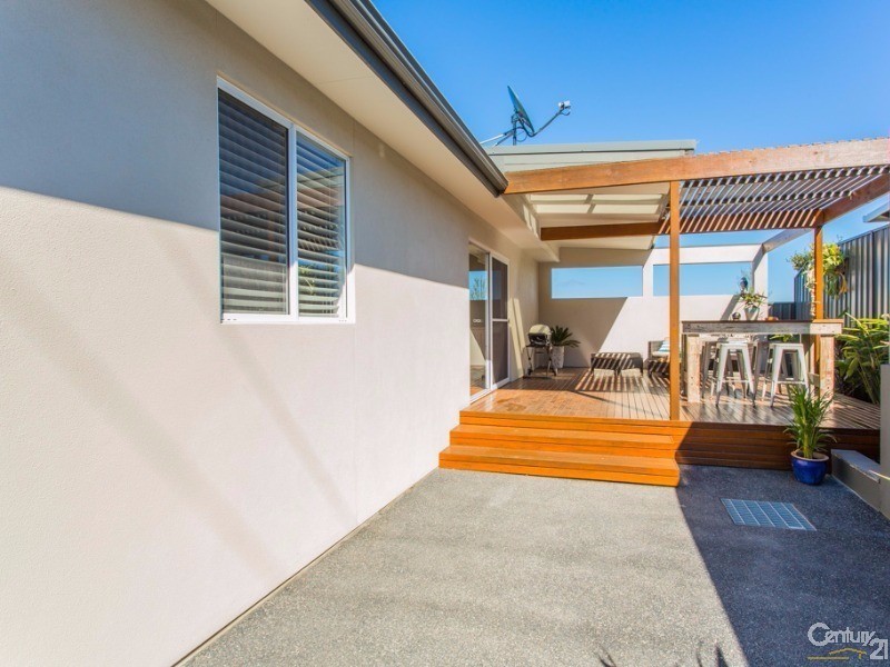 1 Eighth Street, Speers Point NSW 2284