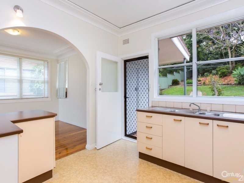 17 Valaud Crescent, Highfields NSW 2289