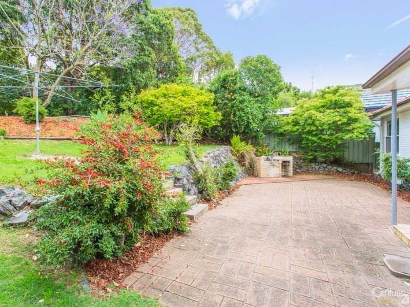 17 Valaud Crescent, Highfields NSW 2289
