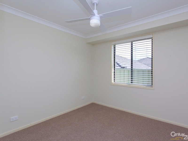 14 Hanover Road, Cameron Park NSW 2285