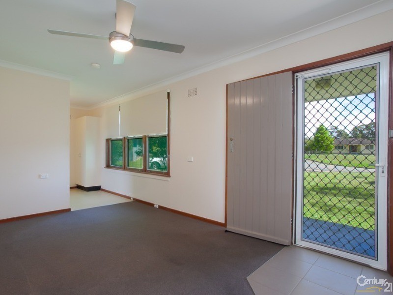 14 Redwood Place, Gateshead NSW 2290