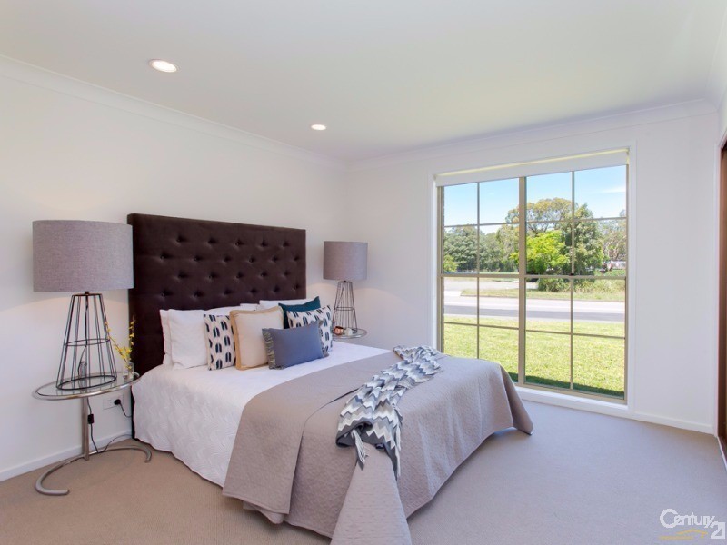 37 Parklea Avenue, Croudace Bay NSW 2280