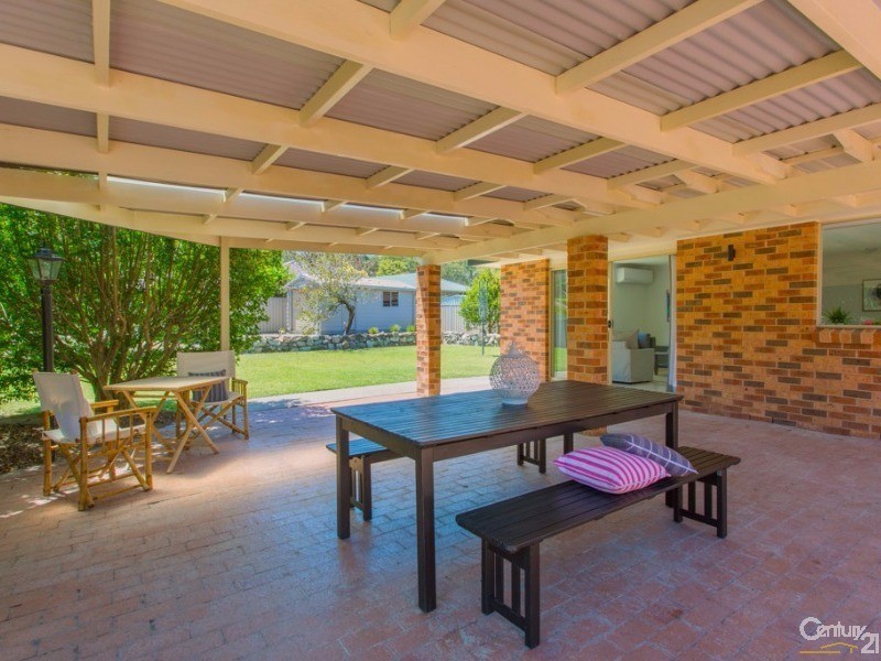 37 Parklea Avenue, Croudace Bay NSW 2280