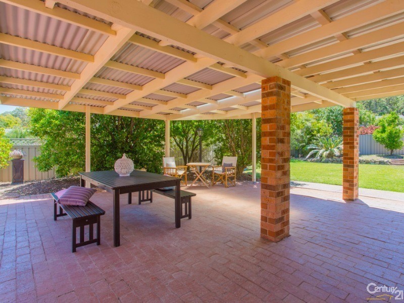 37 Parklea Avenue, Croudace Bay NSW 2280
