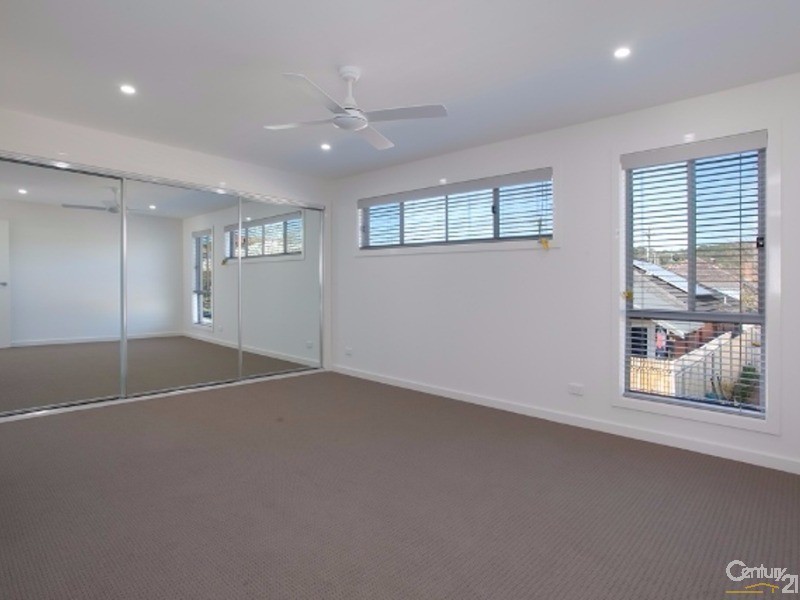 2/78 Bryant Street, Adamstown NSW 2289