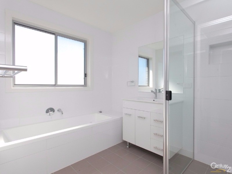 2/78 Bryant Street, Adamstown NSW 2289