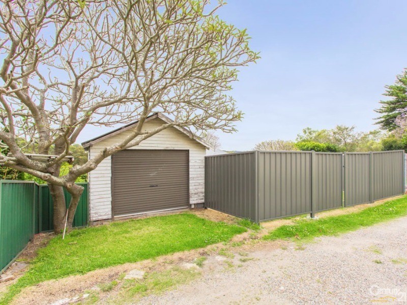 11 Garden Grove Parade, Adamstown Heights NSW 2289