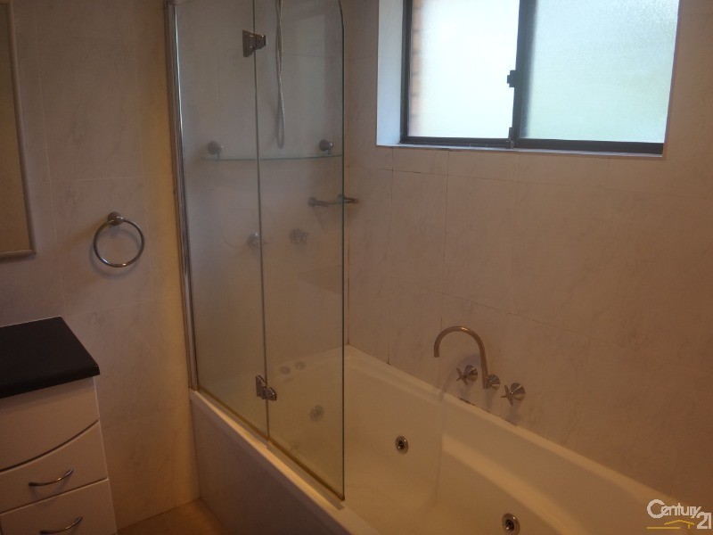 2/2 Mulbinga Street, Charlestown NSW 2290