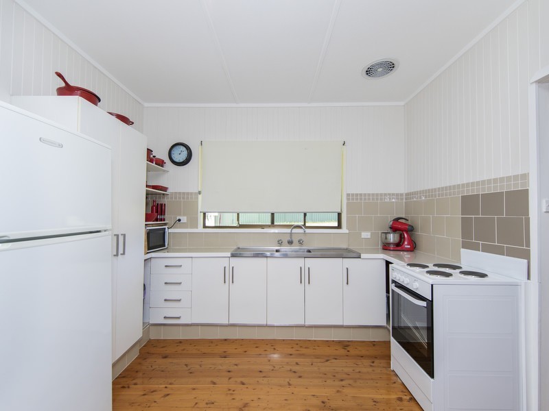 28 Oxford Street, Gateshead NSW 2290